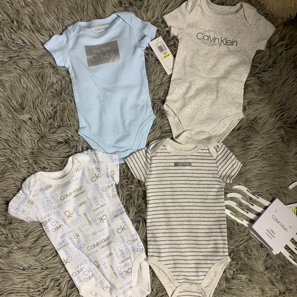 Calvin Klein 4pc set